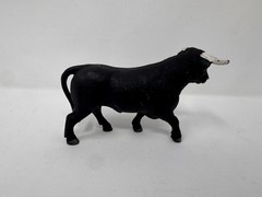 Schleich Retired 2017 Black Bull White Horns Farm Animal Figure