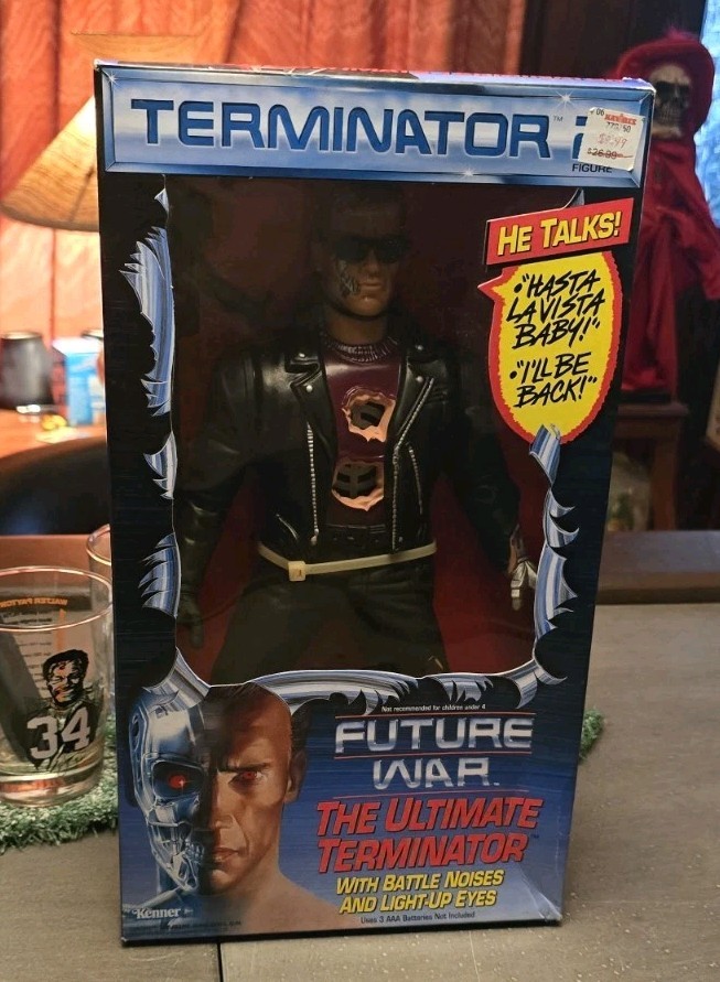 Kenner Terminator 2 Future War – Arnold Schwarzenegger 12″ Talking Ultimate T800