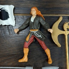 Kenner Dragonheart KARA W/ Axe Chopping Cart Vintage Action Figure – Complete