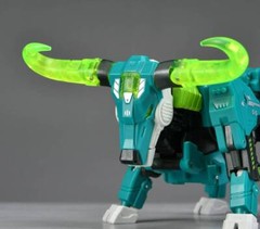 52TOYS BEASTBOX BB-27 TOXICHORN Bull Figure Cube Decompression Toy Magic Square