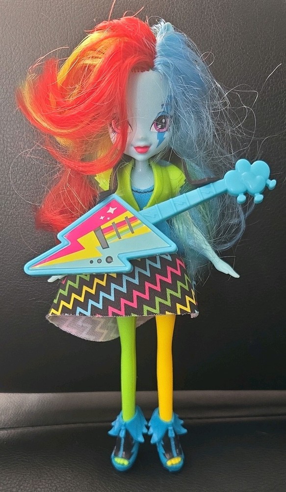 MLP My Little Pony Equestria Girls Rainbow Dash Rocks with Guitar 2013 Hasbro