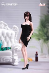 1/12 Female Pale Skin Super Large Breast Plump Hip Seamless Body 6”Figure Toys