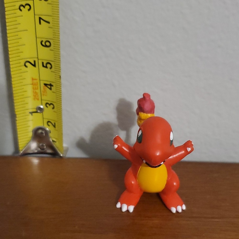 TOMY Pokémon Charmander 2″ Collectible Figure – Vintage Era 90’s-00’s – CGTSJ