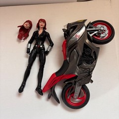 Marvel Legends Black Widown & Motorcycle 1:12 scale action figure set Hasbro