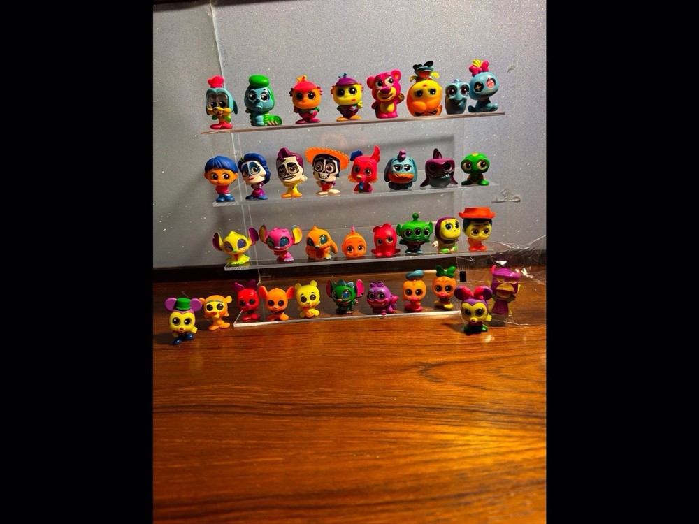 Disney Doorables NEON GLOW PEEK Complete Set