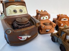 DISNEY PIXAR CARS MIXED SIZES & COLORS & DESIGNS QTY 15