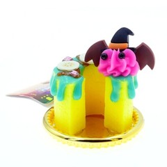 1 Random Pastel Goth Mini Food Collectible Real Miniature Resin Charm Figure