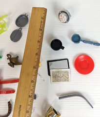 Lot of Weapons & Accessories For Action Figurines Mixed G.I. Joe and others D