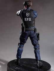 Biohazard Game Statue Valentine Leon Scott Kennedy PVC Action Figures