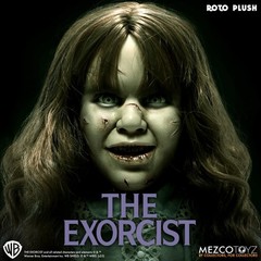 Mezco Toyz The Exorcist Horror Movie Regan MacNeil Serie 18″ Roto Plush Doll NEW