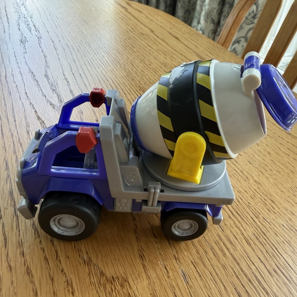 Paw Patrol Rubble Cement concrete Mixer Truck Construction Vehicle Spin Master