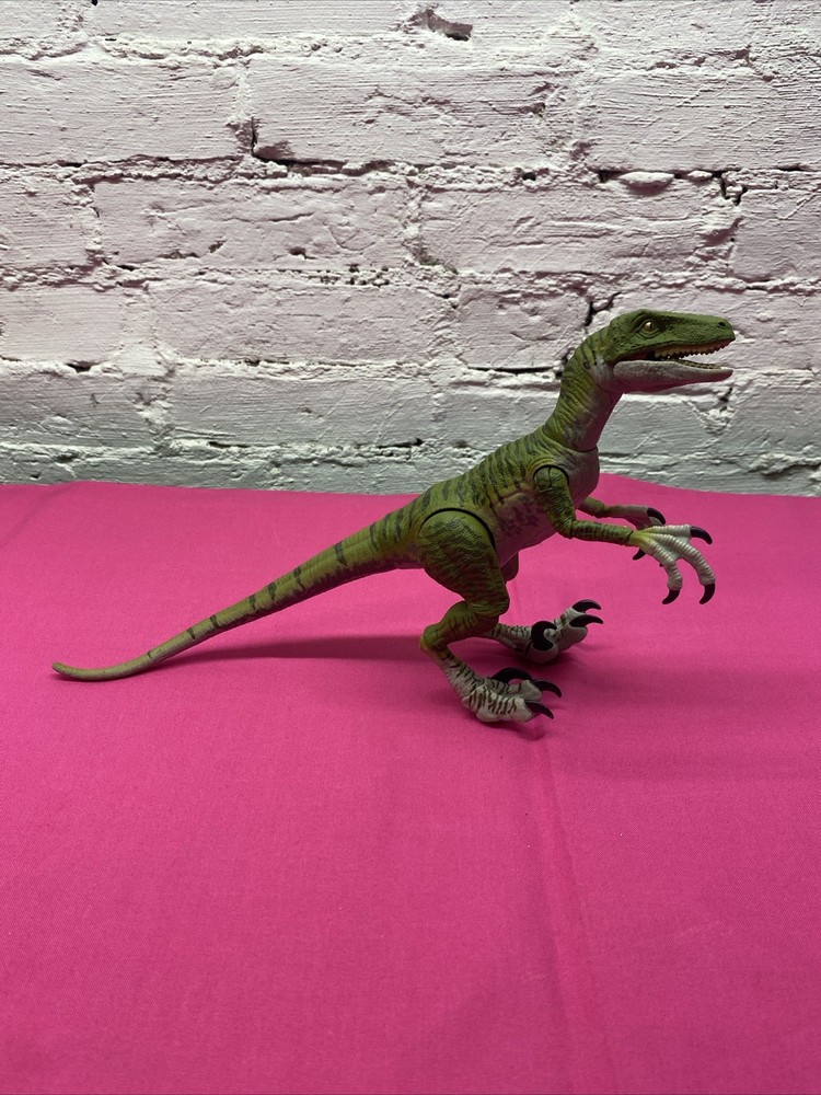 Amber Collection Velociraptor Charlie Jurassic World Mattel 6″