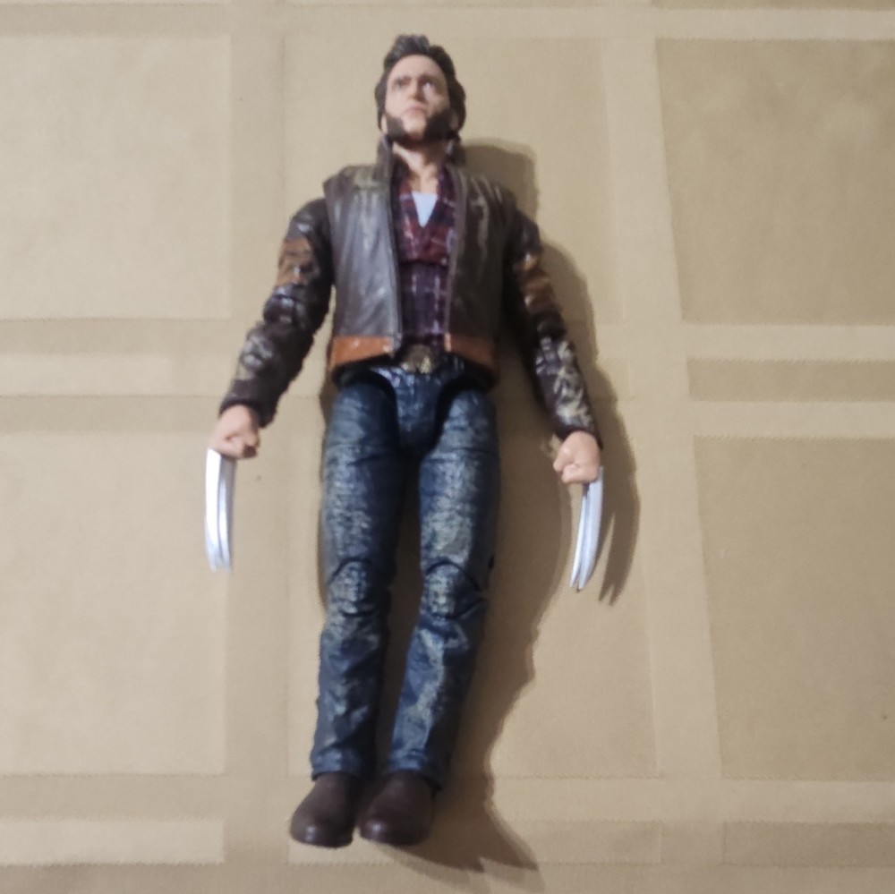 Hasbro Marvel Legends Series X-Men 20th Anniversary Wolverine 6-inch AF
