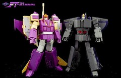 New FansToys FT-21 Berserk Blitzwing Triple Changers Action Figure Toy In Stock