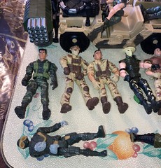 Lot Of Chap Mei Soldier Force Army Military Jeep, 11 Figures, Equipment Used