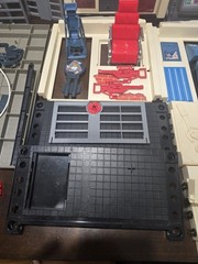 Mattel Bravestarr 1986 Fort Kerrium Playset! Parts Lot!
