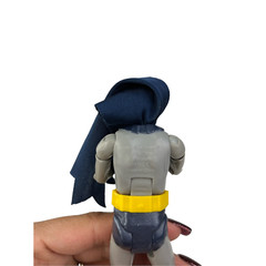 Mattel Batman DC Comics Action Figure Gray Black Cape Yellow Belt Plastic 6.5 In