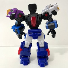 Dino Core Season 3 MINI ULTRA D-BUSTER Action Figure Robot – not complete