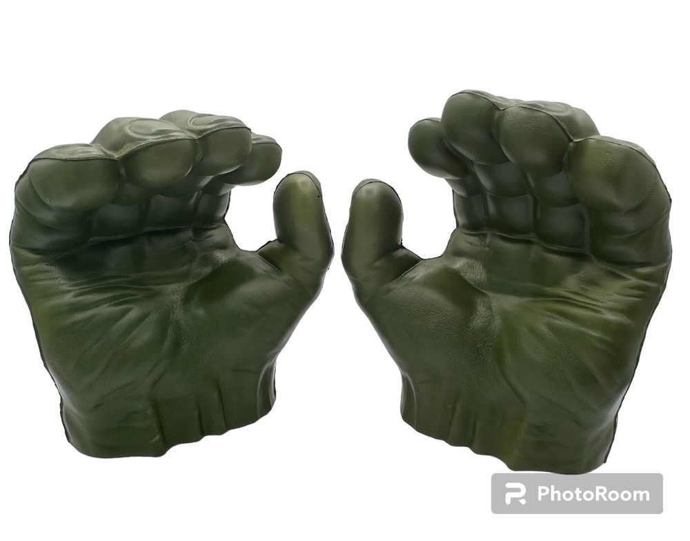 Marvel Hasbro 2015 Avengers Incredible Hulk Open Grip Green Foam Gloves Hands