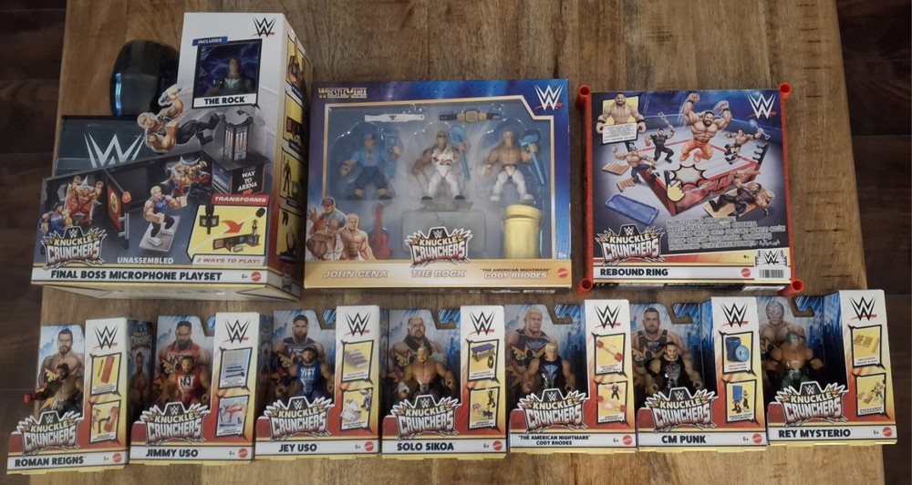 WWE KNUCKLE CRUNCHERS LOT JEY USO JIMMY USO CM PUNK ROMAN REIGNS THE BLOODLINE