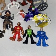 Lot Of Miscellaneous Vintage And Modern Toys – USED MIX