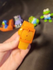 VINTAGE LOT OF 6 – Muppets Toys – Kermit Figures / Watch / Water Toy / Count Car