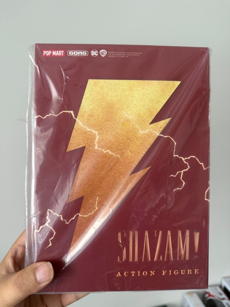 POPMART GONG 1/12 Kingdom Come Shazam Collectible Male Action Figure Normal Ver.