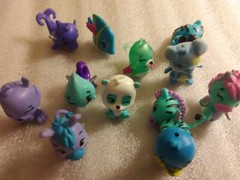 HATCHIMALS-Lot of 42-Collectible Figures-Cute Animals-Colorful RANDOM Figures!!