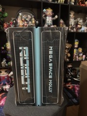 Mega Space Molly 400% Robot Brand New In Box
