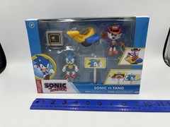 Sonic The Hedgehog Classic Jakks Pacific Sonic vs Fang 2.5″ tall Playset