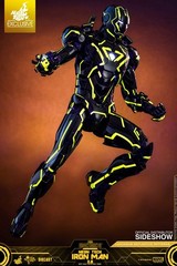 Hot Toys Neon Tech Iron Man 2.0 Black & Yellow Figure MMS523-D29