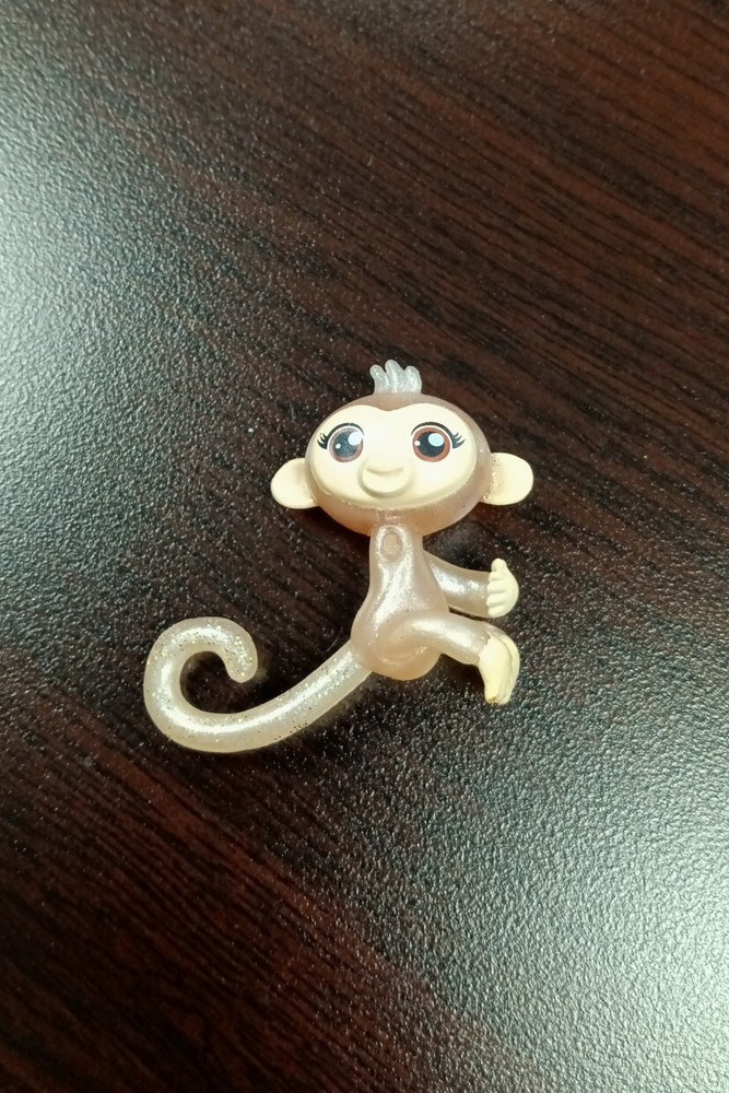 WowWee Fingerling Mini From Blind Bag Clear Pink Plastic Monkey Used Fast Ship