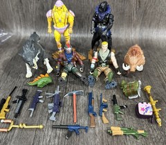 Fortnite Jazwares 4 inch Action Figures Lot of 6 with Accessories