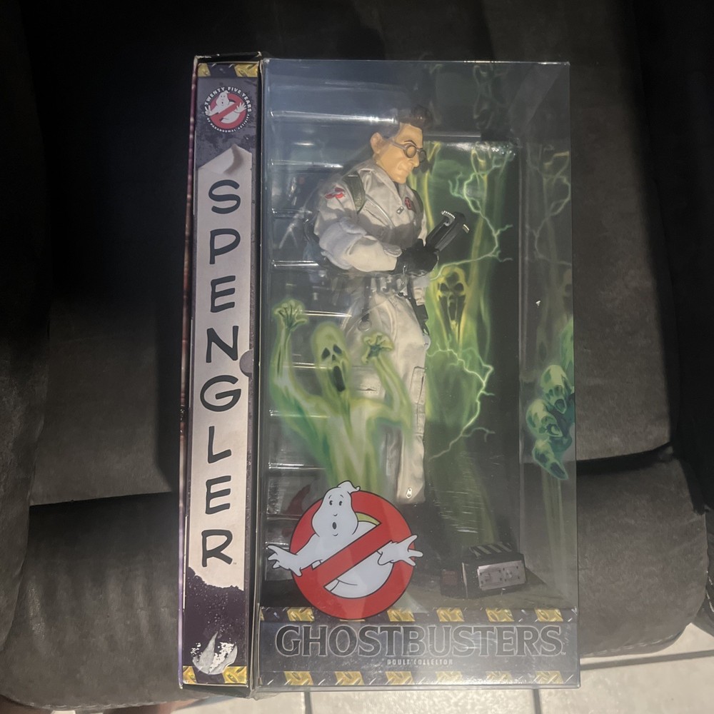 Mattel Ghostbusters 12″ Egon Spengler Deluxe Action Figure – Adult Collector