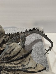 2005 McfarlaneDragons Quest for the Lost King Komodo Clan Dragon Series 1