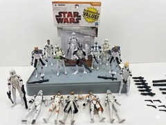 Huge Star Wars Clone Trooper Action Figure 3.75” Army Builder Plus Weapons Lot!!