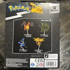 Pokemon Select Series 2 ZAPDOS w Display Stand 6″ Articulated Figure NEW 2022