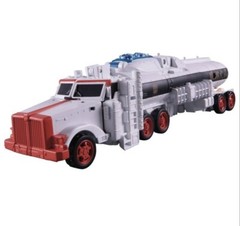 2022 Street Fighter II x Transformers – Optimus Prime (RYU) vs Megatron (BISON)