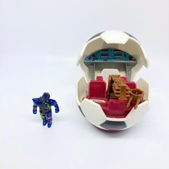 Vintage 1989 Computer Warriors Soccer Ball Trophy with Null Action Figure