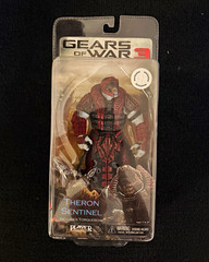 NECA Gears of War 3 Player Select Theron Sentinel Figure w/ Torque Bow Exclusive