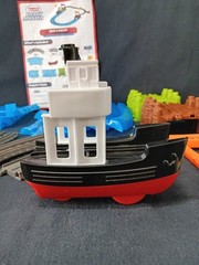 Fisher Price Thomas and Friends Track Master Boat and Sea Set Read Description