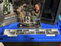 Transformers Fall of Cybertron Bruticus SDCC 2012 San Diego Comic Con Exclusive