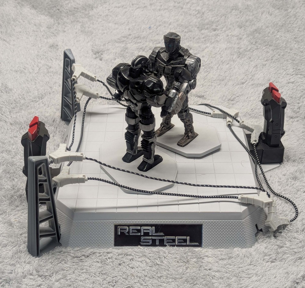 2011 Jakks Pacific Real Steel Battle Champions Boxing Ring INCOMPLETE