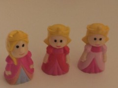 3 Hard Plastic Princess Little Small Figures Dolls Toys
