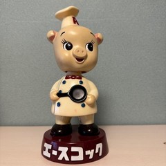 Limited Edition [Acecook Pig] Wobble Head Figure, Azuki Bean Colored Base, Toys