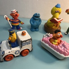 SESAME STREET FIGURES And DIE CASTS 1980’s ~LOT OF 10