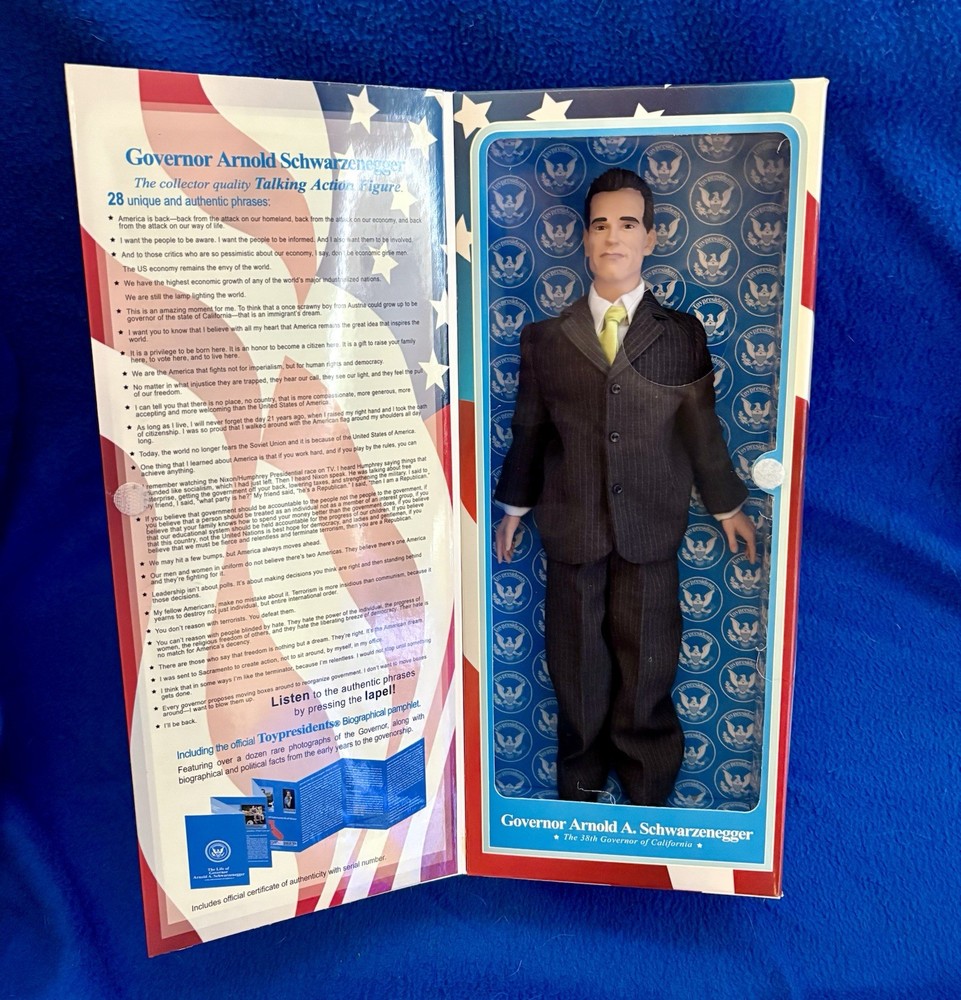 2005 Arnold Schwarzenegger Talking Action Figure Governor New in Box
