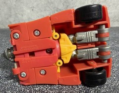 The Transformers Generation 2 – Volt Heroic Autobot – 1993 Transformer w/ Manual