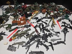Toy Soldiers And G I Joe / Lanard Guns And Accessories 1.5lb Mixed Lot