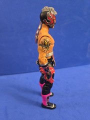 Mattel WWE Elite Series 42 Kalisto Wrestling Action Figure